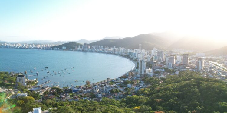 Itapema vai reurbanizar Meia Praia para novo píer